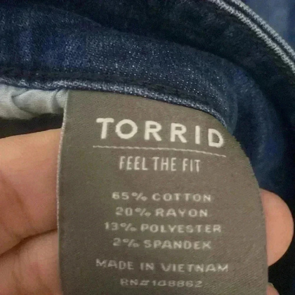 Torrid Super Soft Distressed Jegging Size 24 - Picture 5 of 5